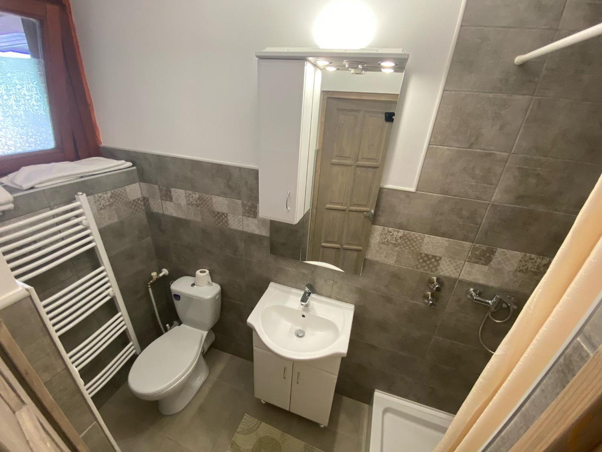 Viking Hotel Gardony Bagian luar foto