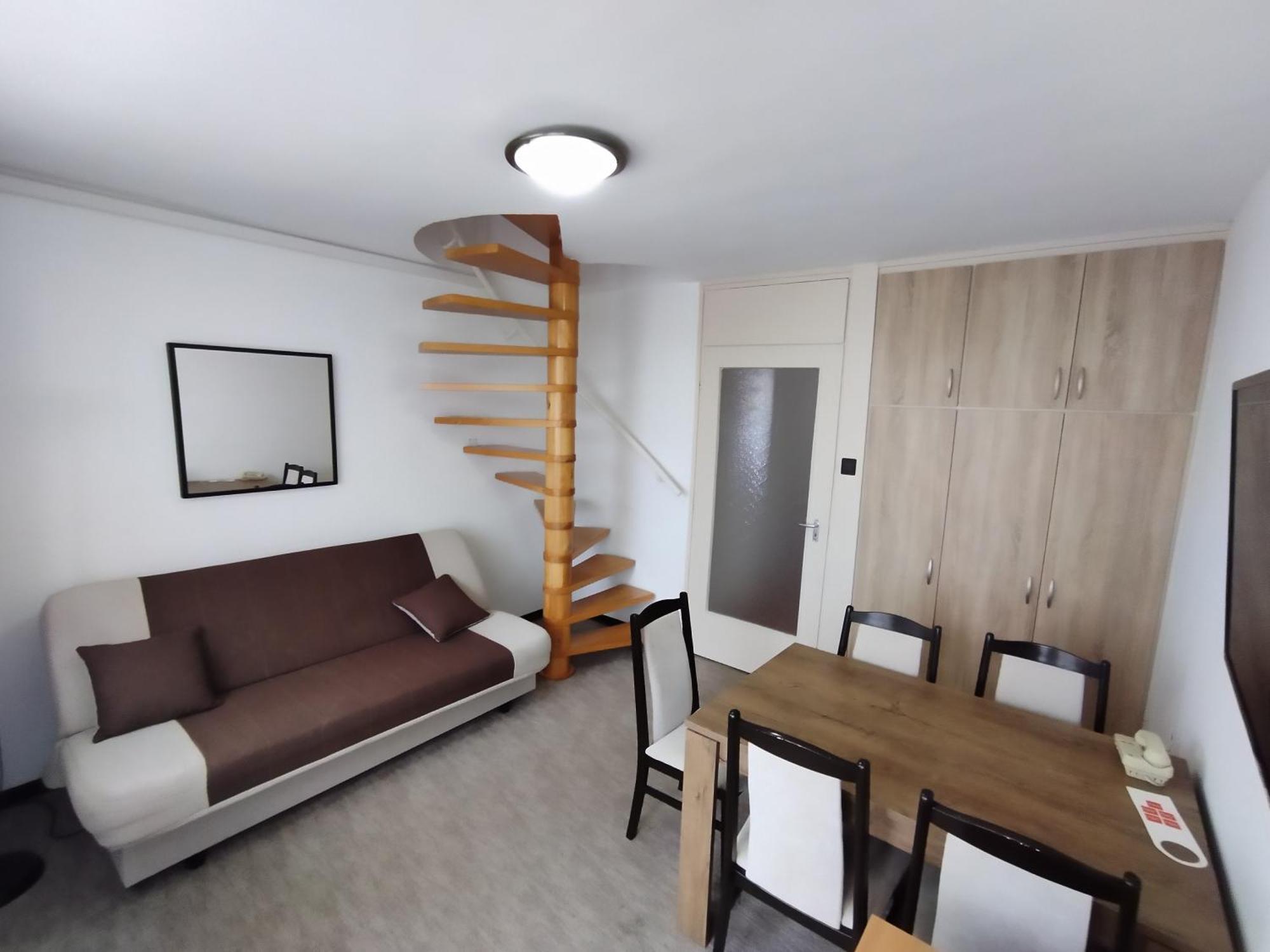 Viking Hotel Gardony Bagian luar foto