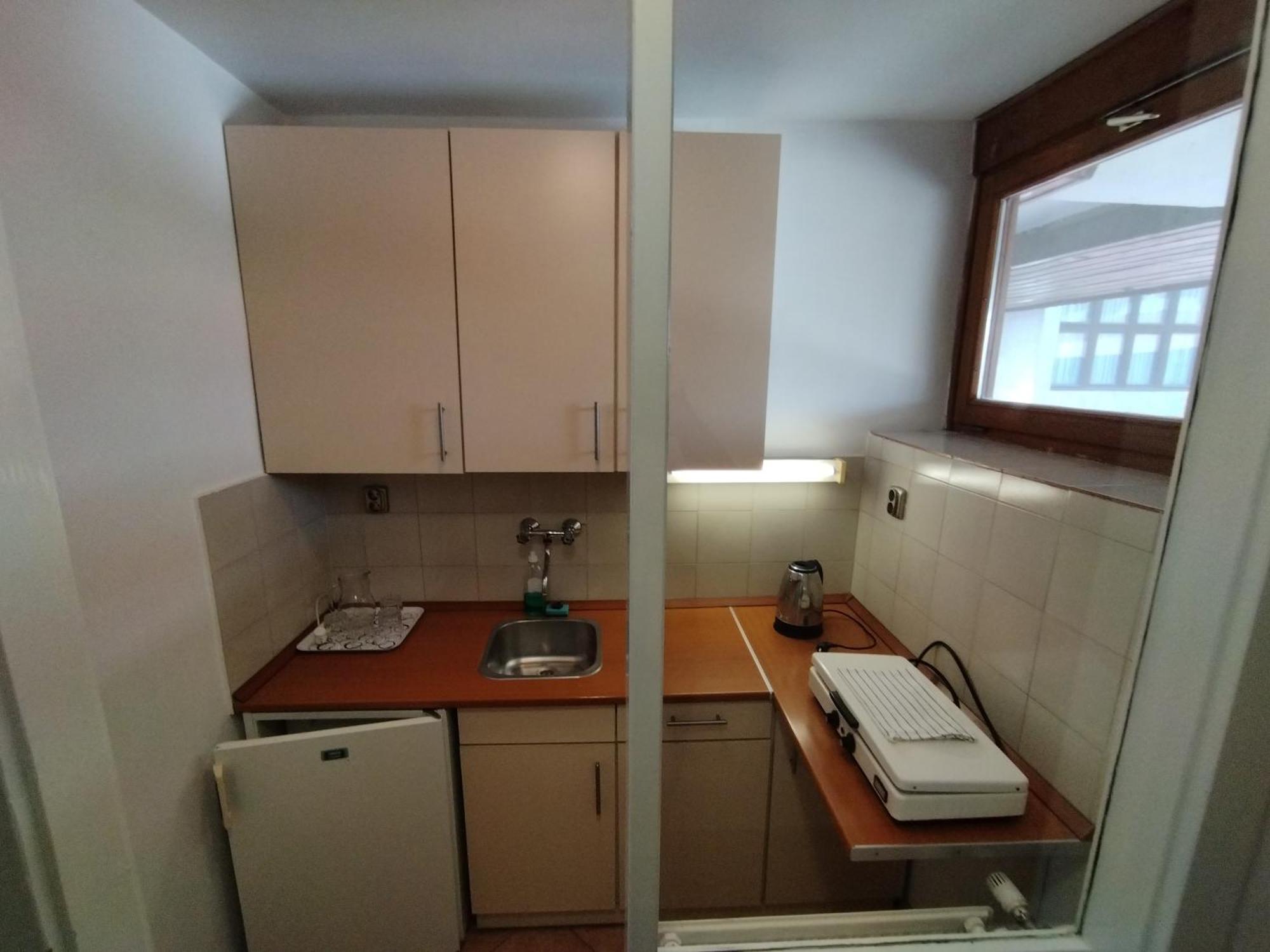 Viking Hotel Gardony Bagian luar foto