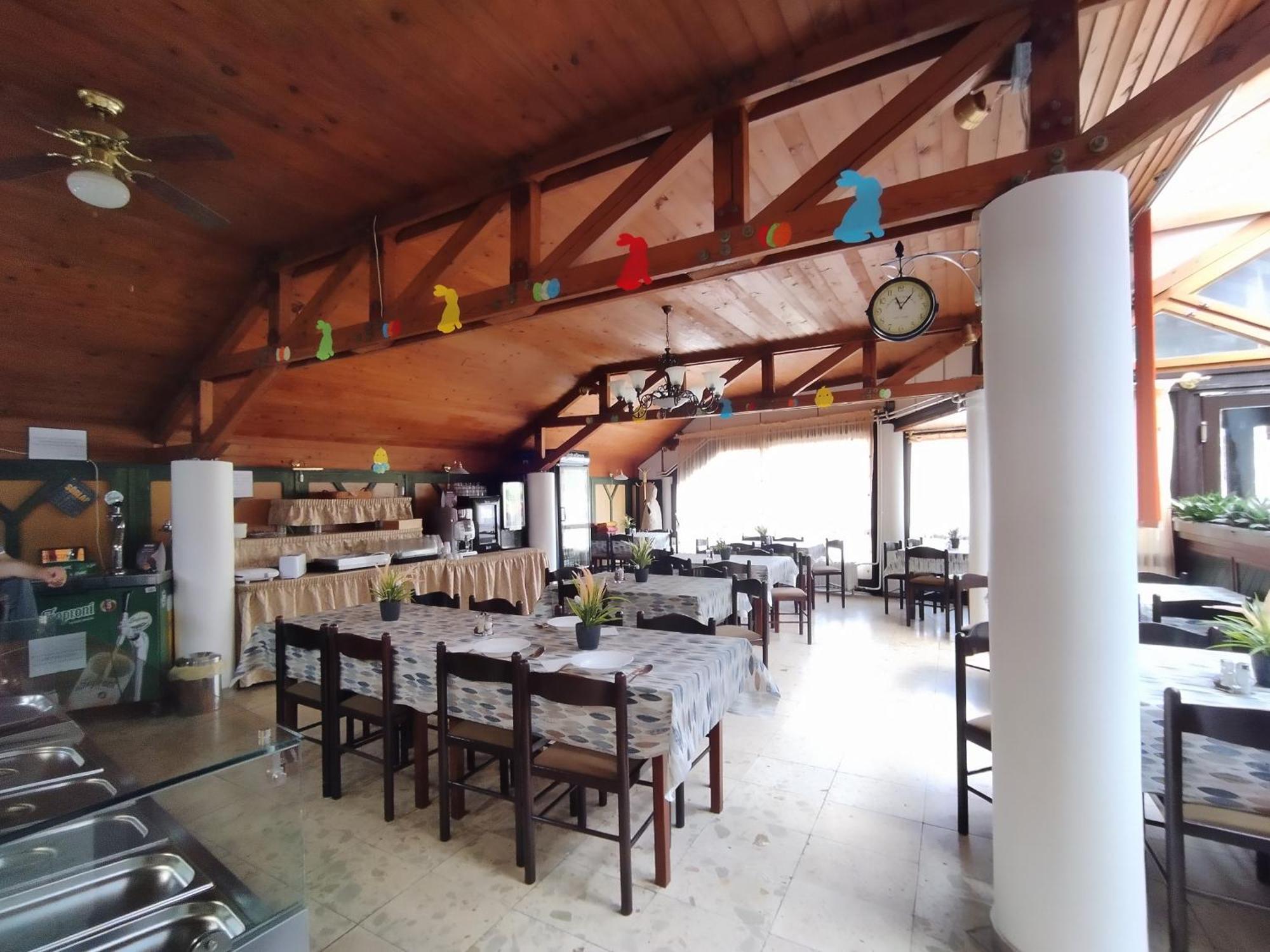 Viking Hotel Gardony Bagian luar foto